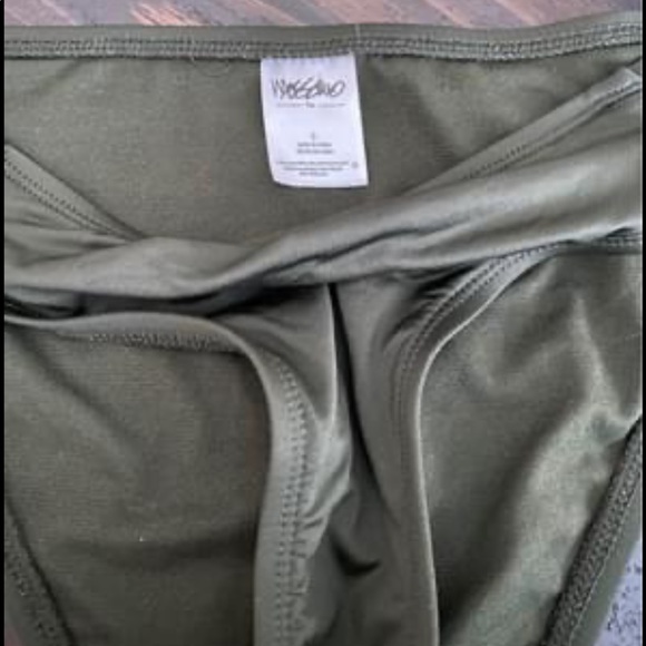 bikini bottoms - Picture 1 of 3